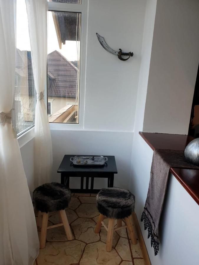 Apartament Medieval Предеал Екстериор снимка